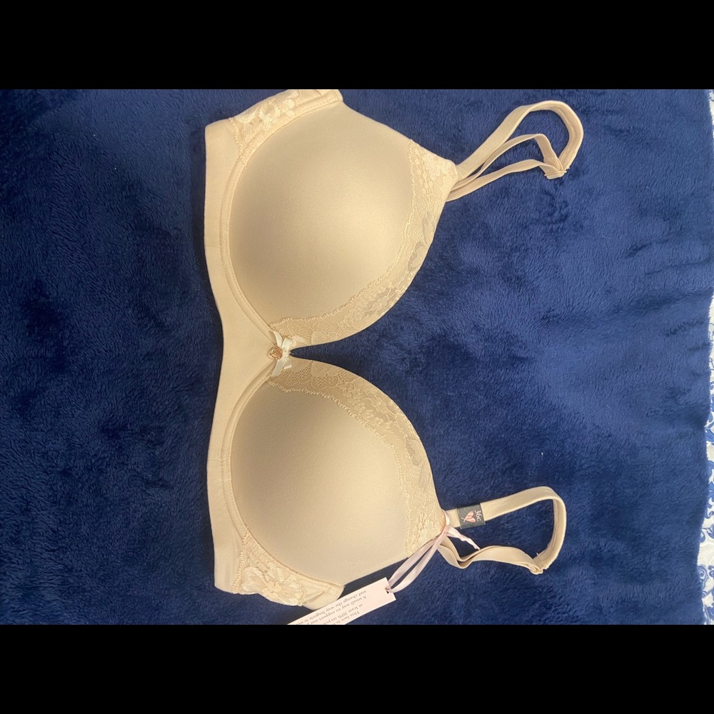 2 Body by Victoria bras
